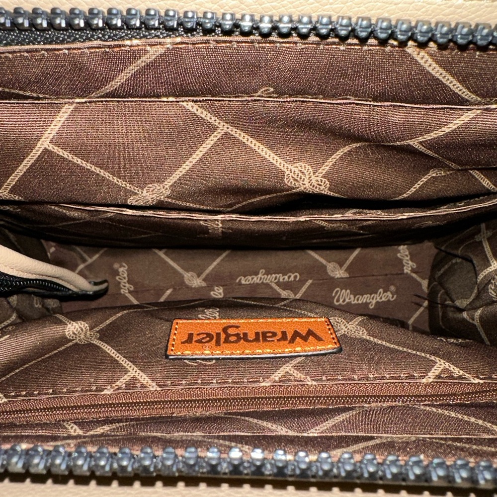 Wrangler Tan Tote Bag with Braided Detailing - Picture 4 of 5